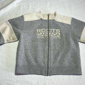 12-18M Roots large full zip sweatshirt (cracking on letters see picture)